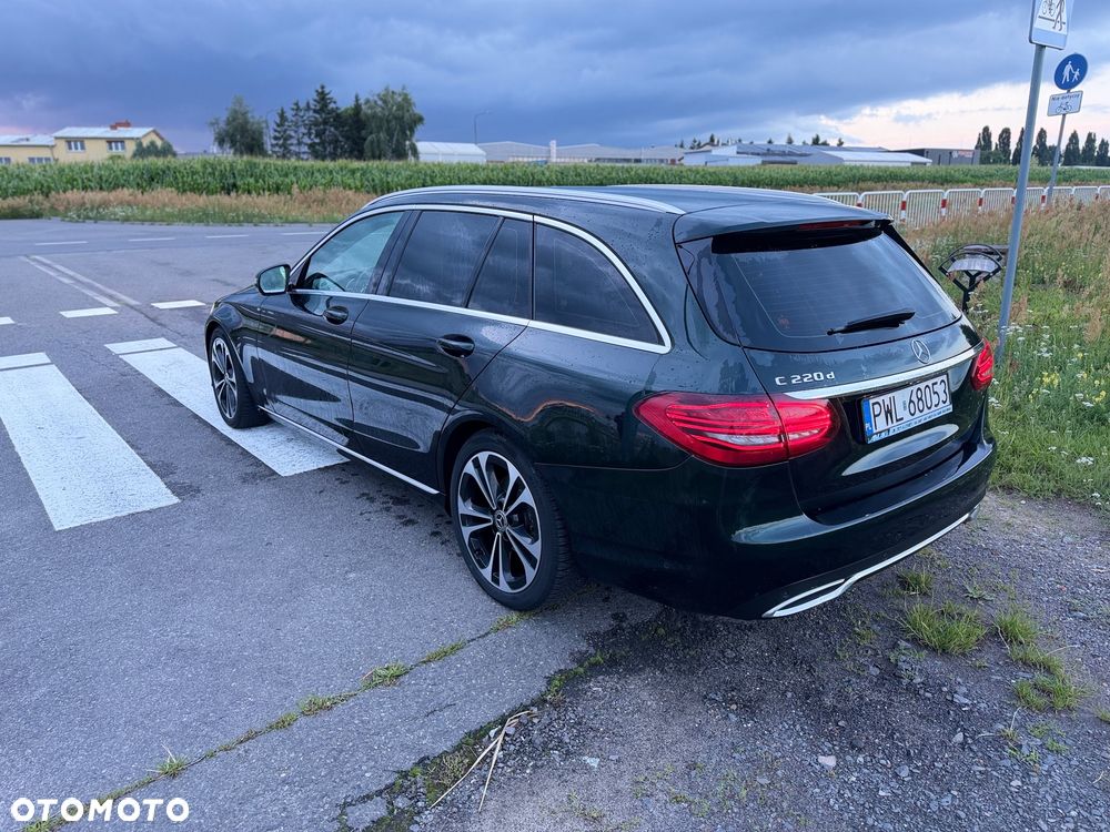Mercedes-Benz Klasa C 220 d 9G-TRONIC Exclusive - 2