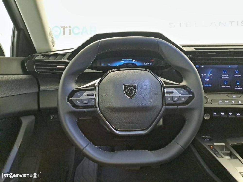 Peugeot 408 1.2 Hybrid Allure e-DCS6 - 12