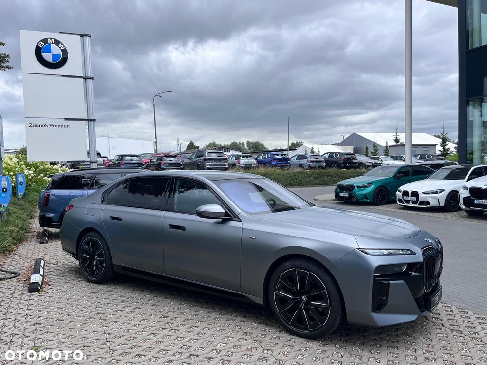 BMW Seria 7 740d xDrive mHEV sport - 8