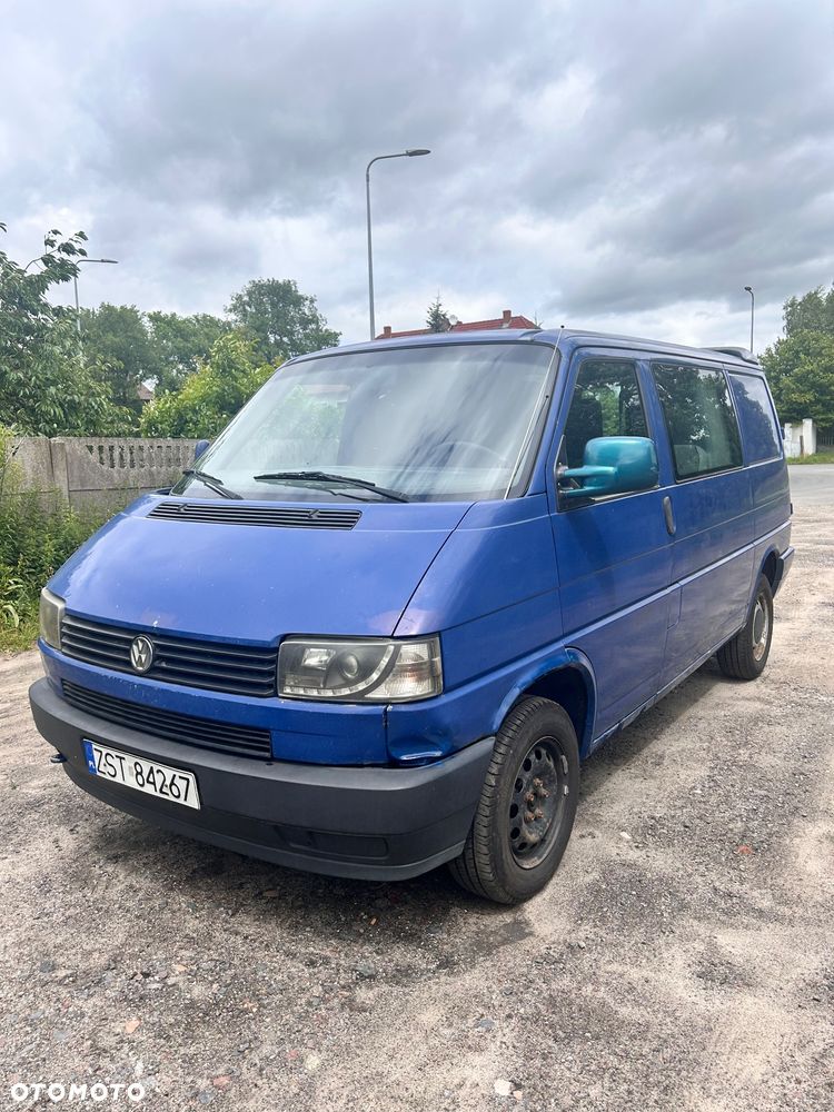 Volkswagen Transporter - 1