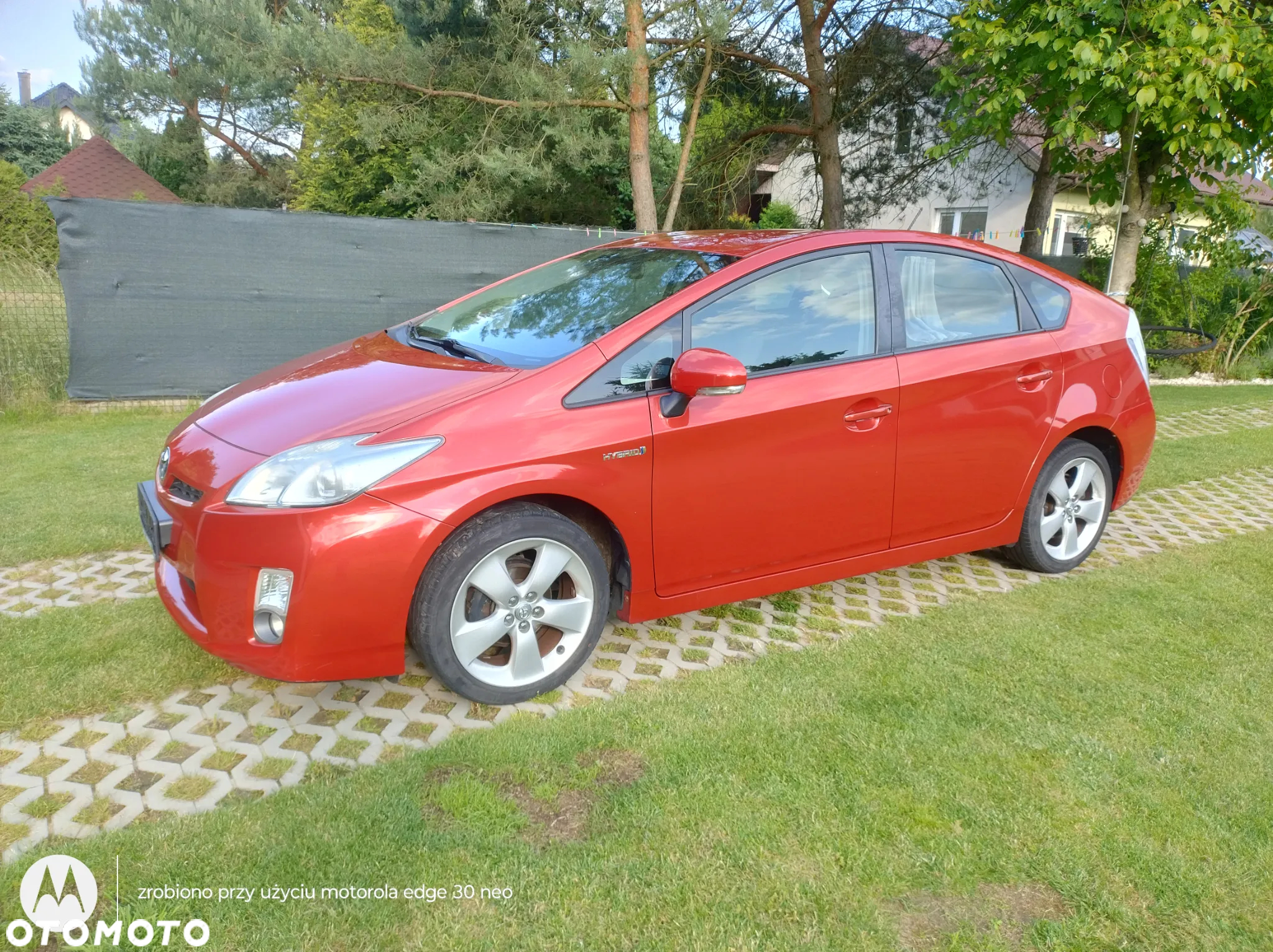 Toyota Prius 1.8 Hybrid Premium - 2