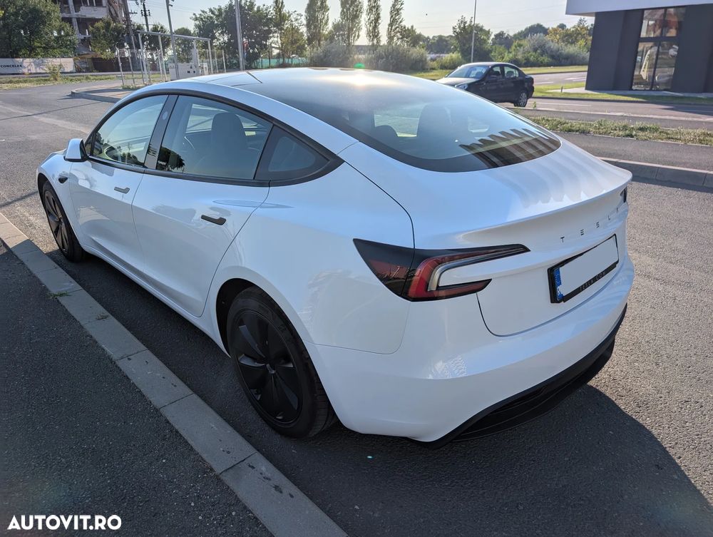 Tesla Model 3 RWD - 2