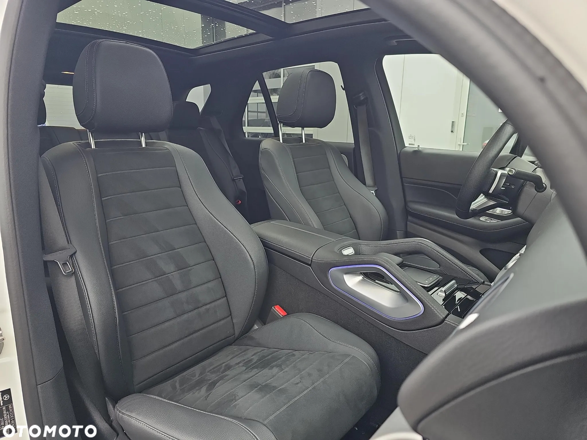 Mercedes-Benz GLE 300 d 4Matic 9G-TRONIC AMG Line Advanced Plus - 13