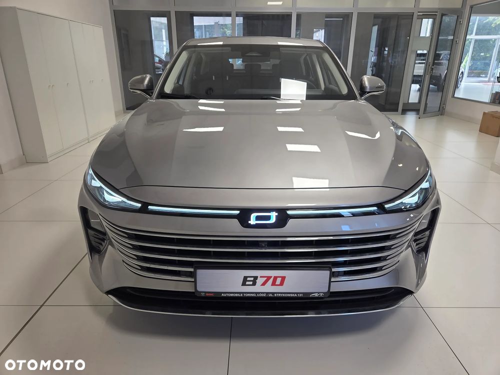 Bestune B70 - 8