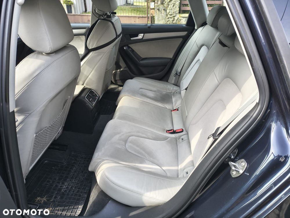Audi A4 Avant 2.0 TDI ultra DPF Ambition - 14