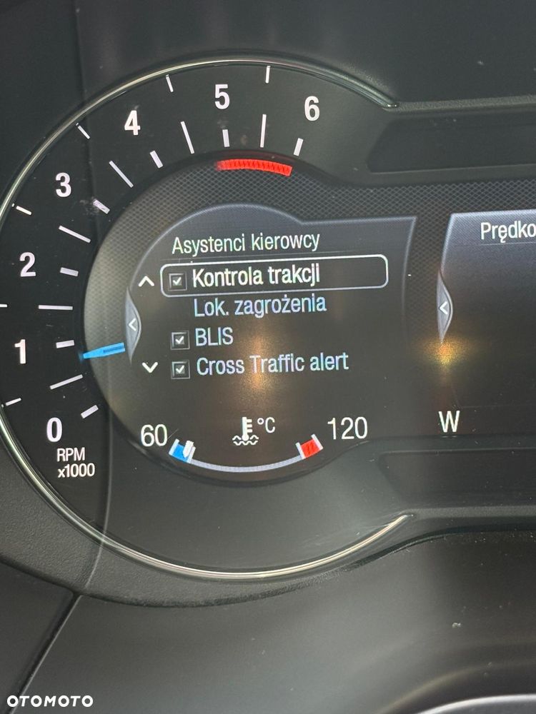 Ford S-Max 2.0 EcoBlue Titanium - 25