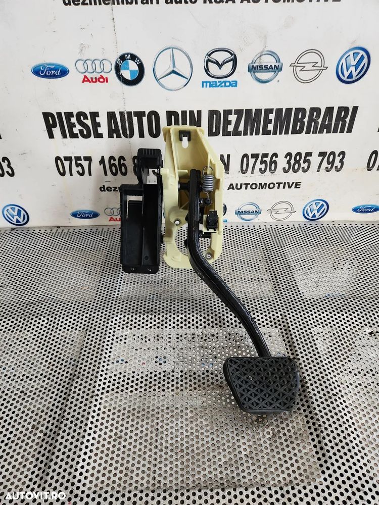 Pedala Frana Cu Suport Pod Pedalier Bmw Seria 7 F01 F02 F03 F04 Volan Stanga Europa Dezmembrez Bmw - 2