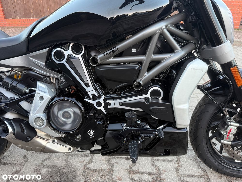 Ducati Diavel - 9