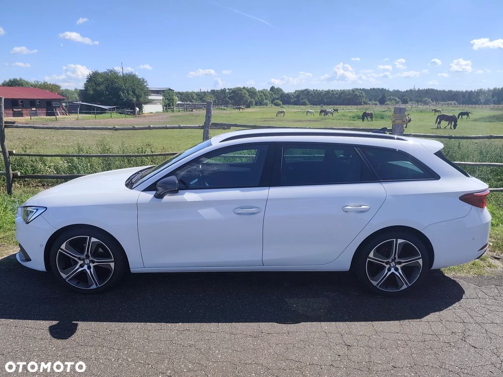 Seat Leon 1.5 eTSI FR DSG - 3