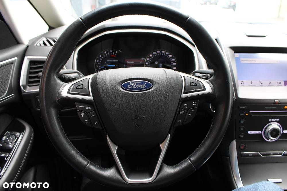 Ford S-Max - 15