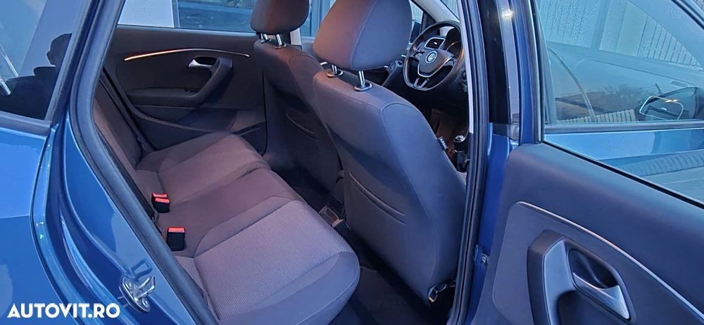 Volkswagen Polo 1.4 TDI (Blue Motion Technology) Highline - 21