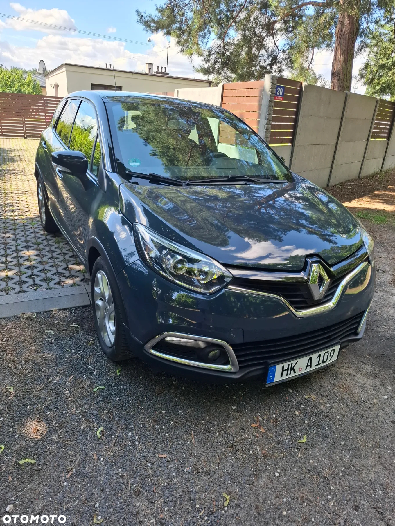 Renault Captur - 4