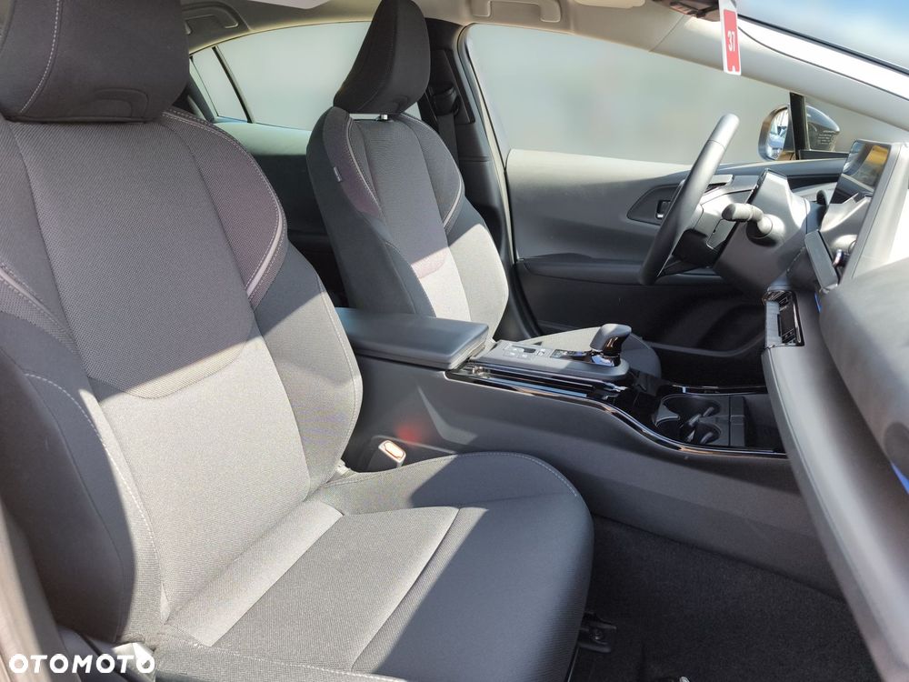 Toyota Prius - 11