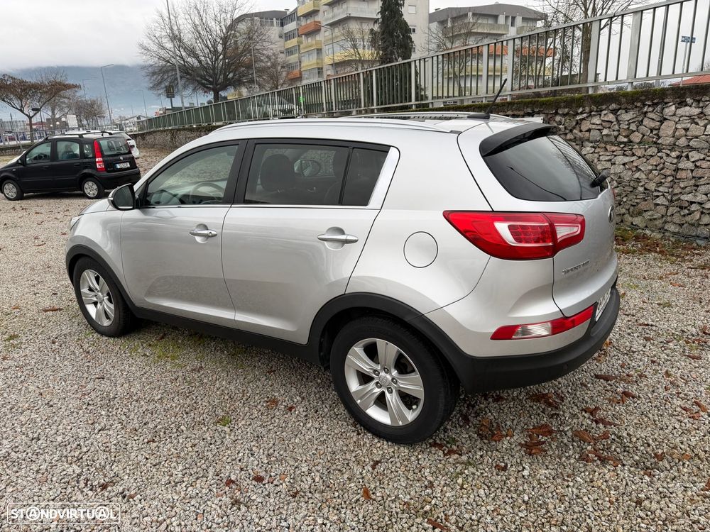 Kia Sportage 1.7 CRDI ISG TX Navi - 4