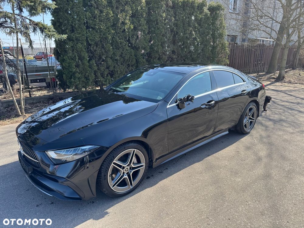 Mercedes-Benz CLS 300 d 4Matic 9G-TRONIC AMG Line - 4