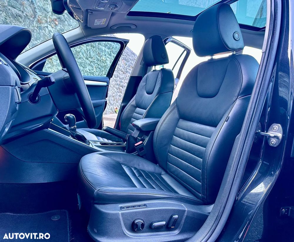 Skoda Octavia 1.6 TDI (Green tec) DSG Style - 23