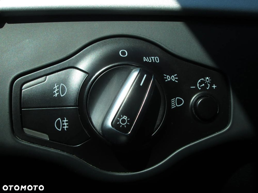 Audi A4 Allroad (clean diesel) 2.0 TDI DPF S tron - 16