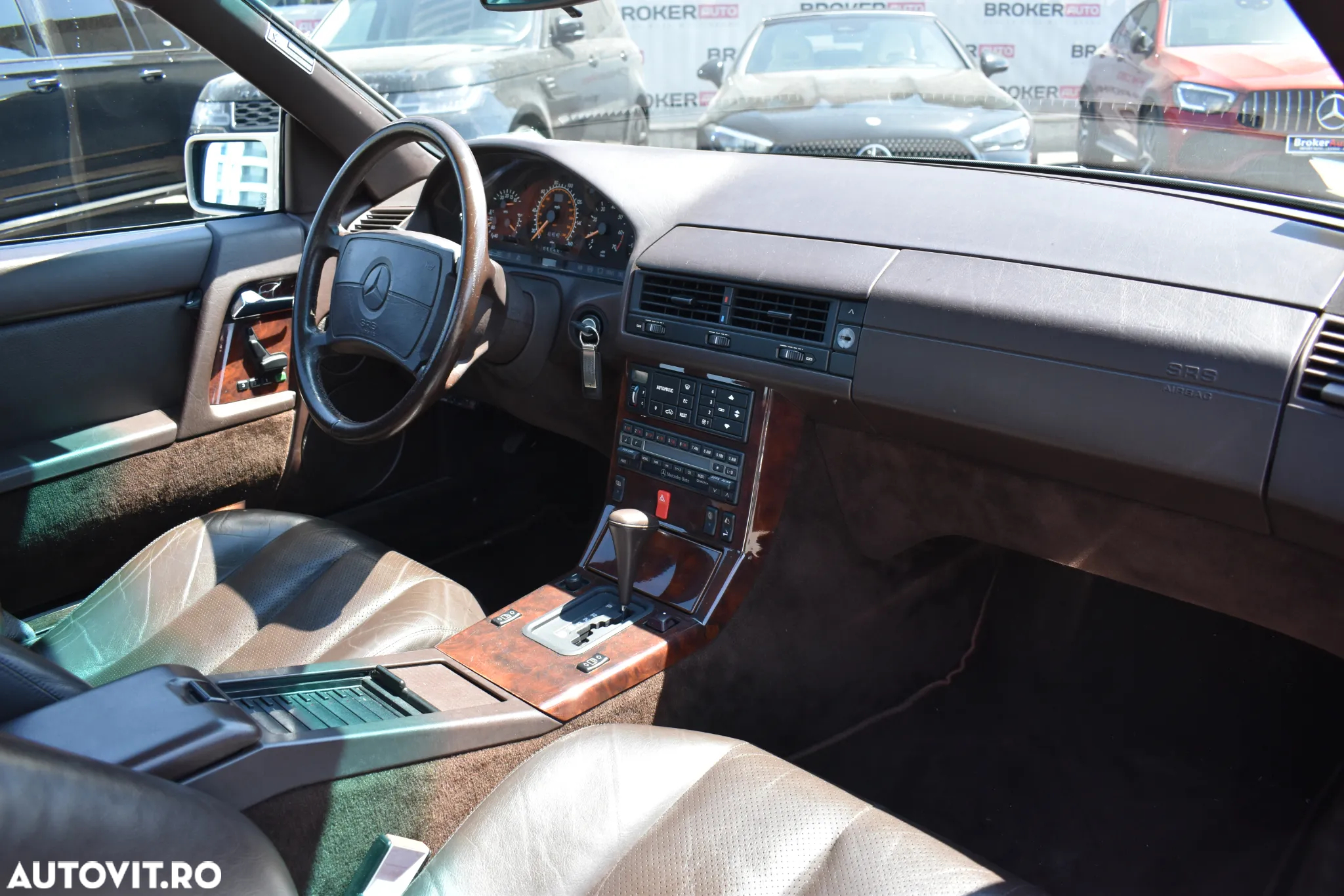 Mercedes-Benz SL - 8