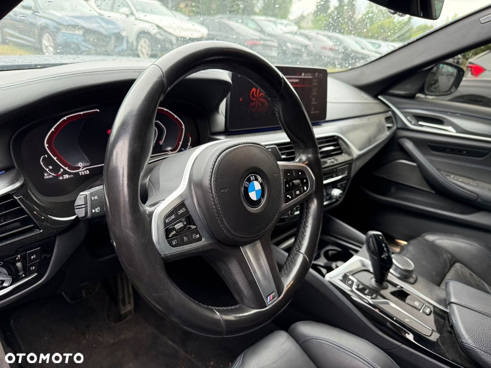 BMW Seria 5 540d xDrive M Sport sport - 12