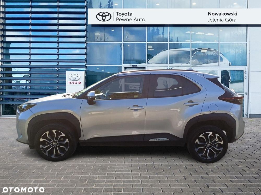 Toyota Yaris Cross Hybrid 1.5 Comfort 4x4 - 3