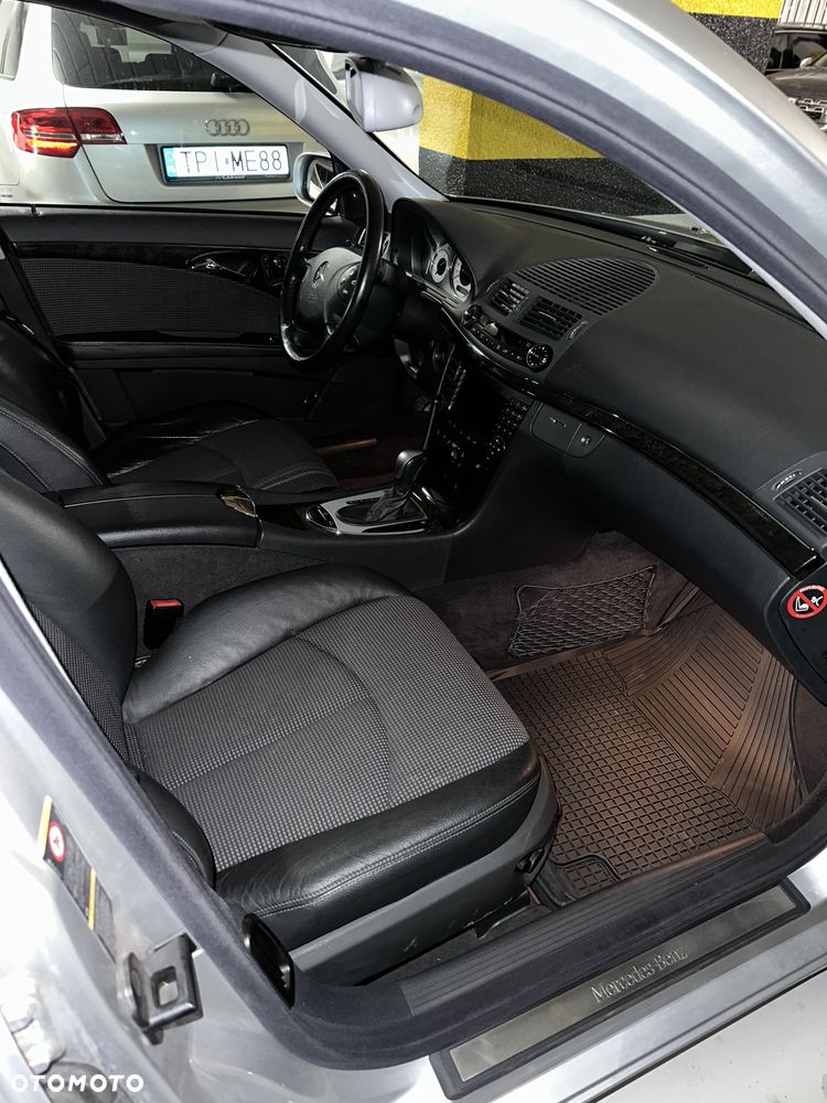 Mercedes-Benz Klasa E 500 Avantgarde - 17
