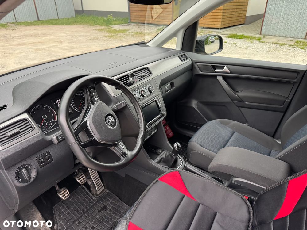 Volkswagen Caddy 1.4 TSI Comfortline - 10