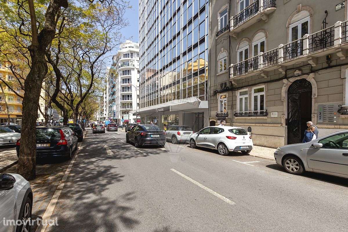 Escritório  para arrendamento - Grande imagem: 2/41