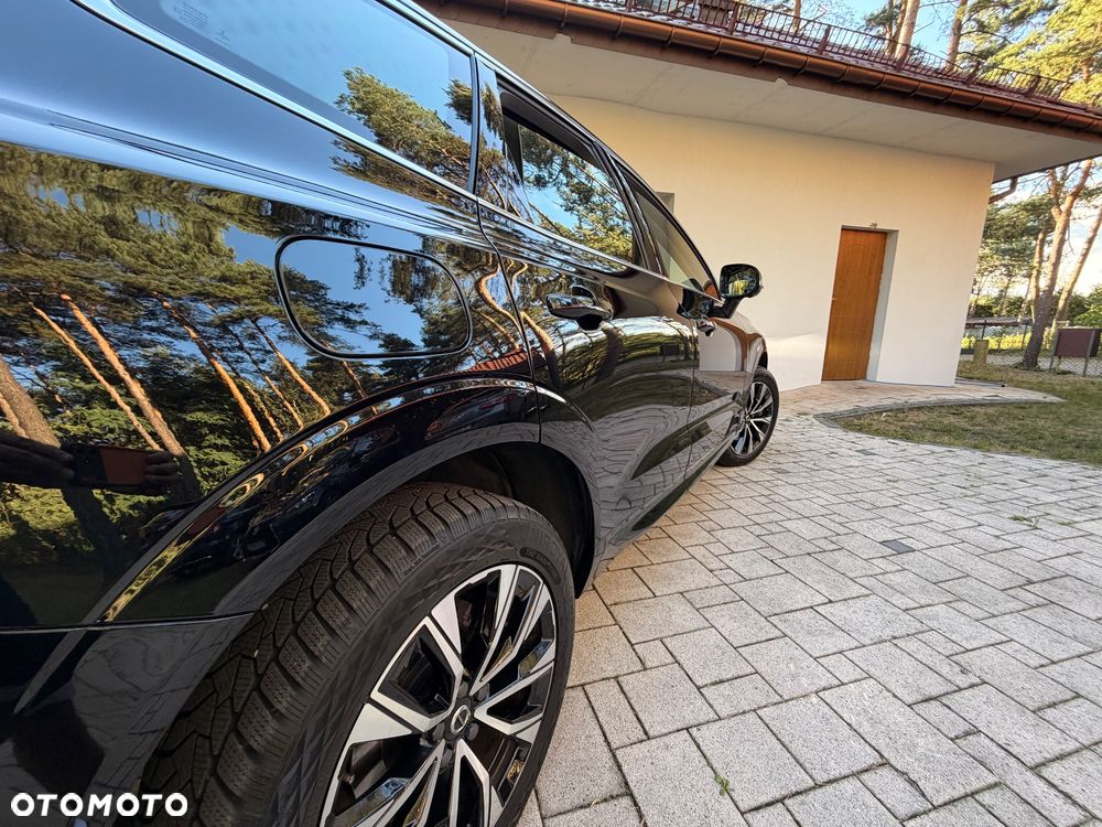 Volvo XC 60 B4 D AWD Geartronic Momentum Pro - 13