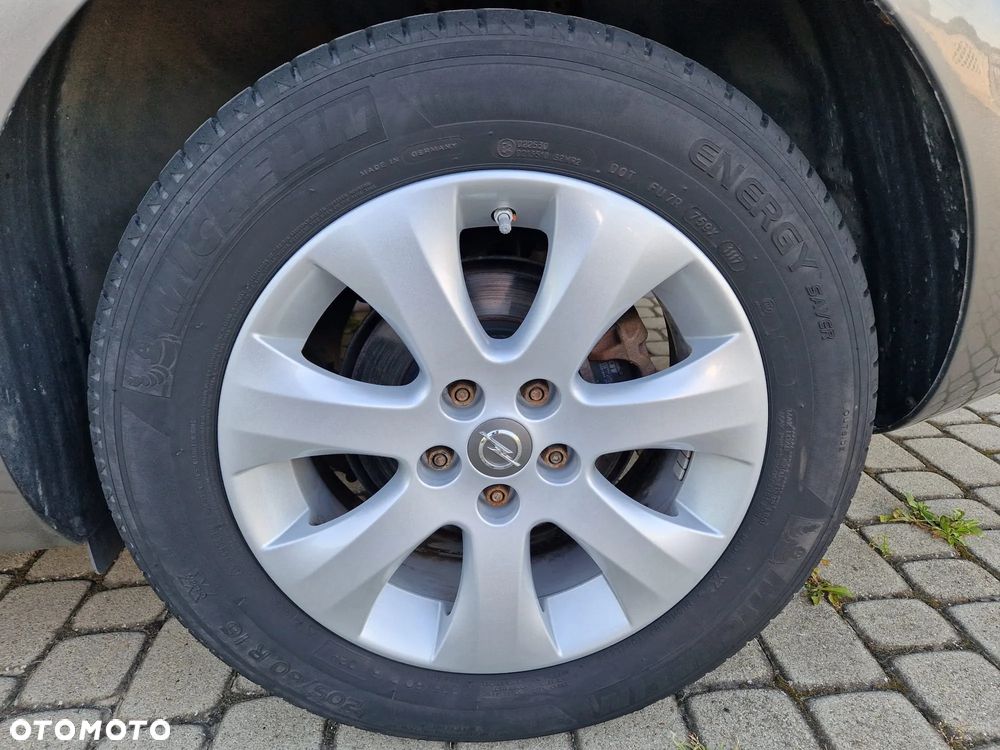 Opel Astra 1.6 Active EU6 - 33