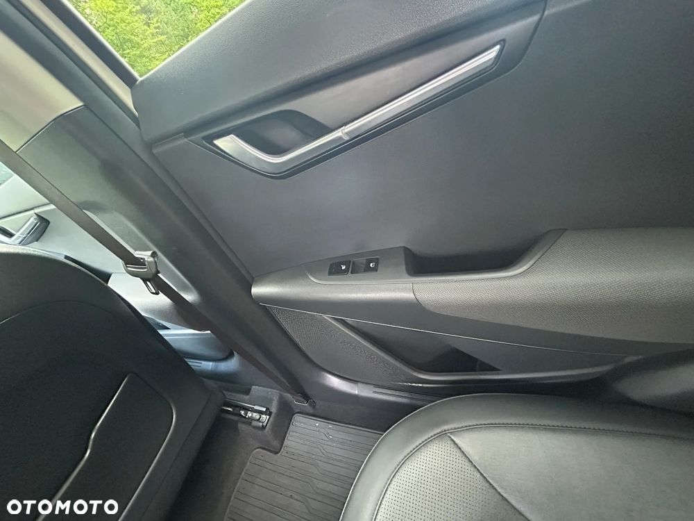 Kia Niro 1.6 GDI Hybrid Business Line - 17