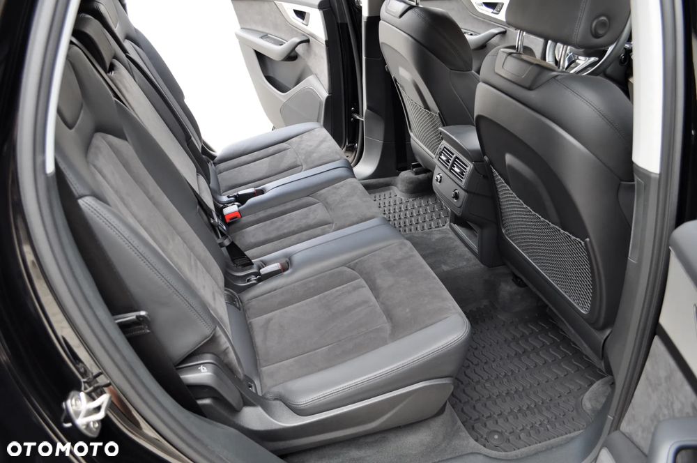 Audi Q7 45 TDI Quattro Tiptronic - 12