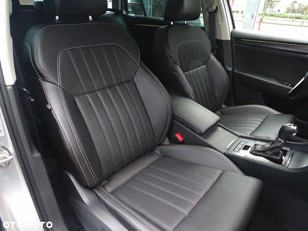 Skoda Superb 2.0 TDI SCR Style DSG - 19
