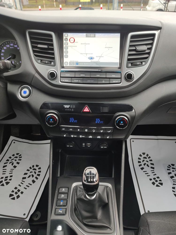 Hyundai Tucson 2.0 CRDI BlueDrive Style 2WD - 5