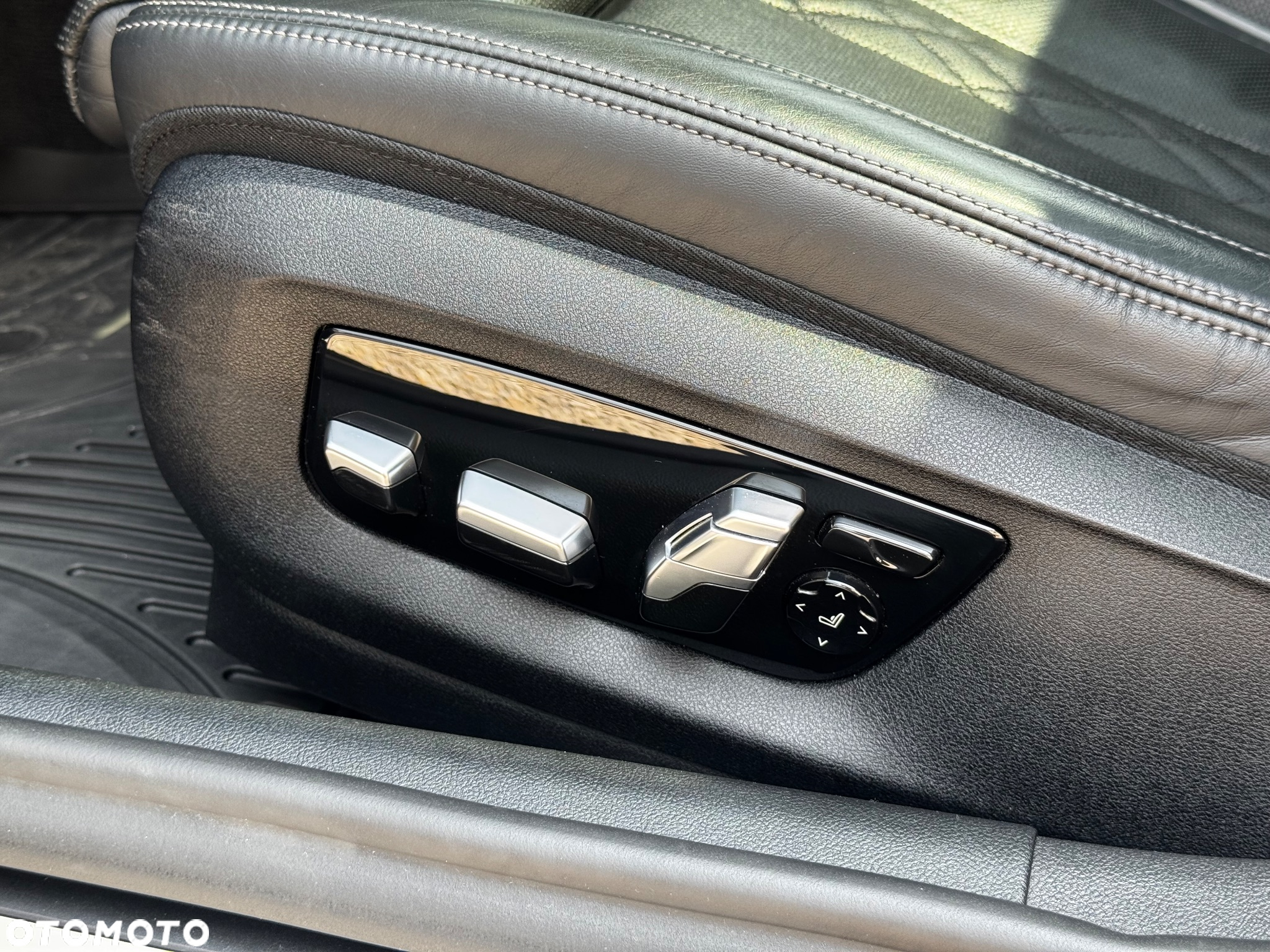 BMW Seria 5 520d Luxury Line - 30