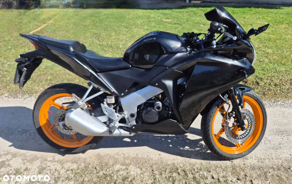 Honda CBR - 2