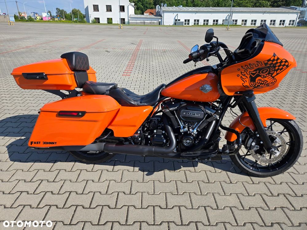 Harley-Davidson Touring Road Glide - 4