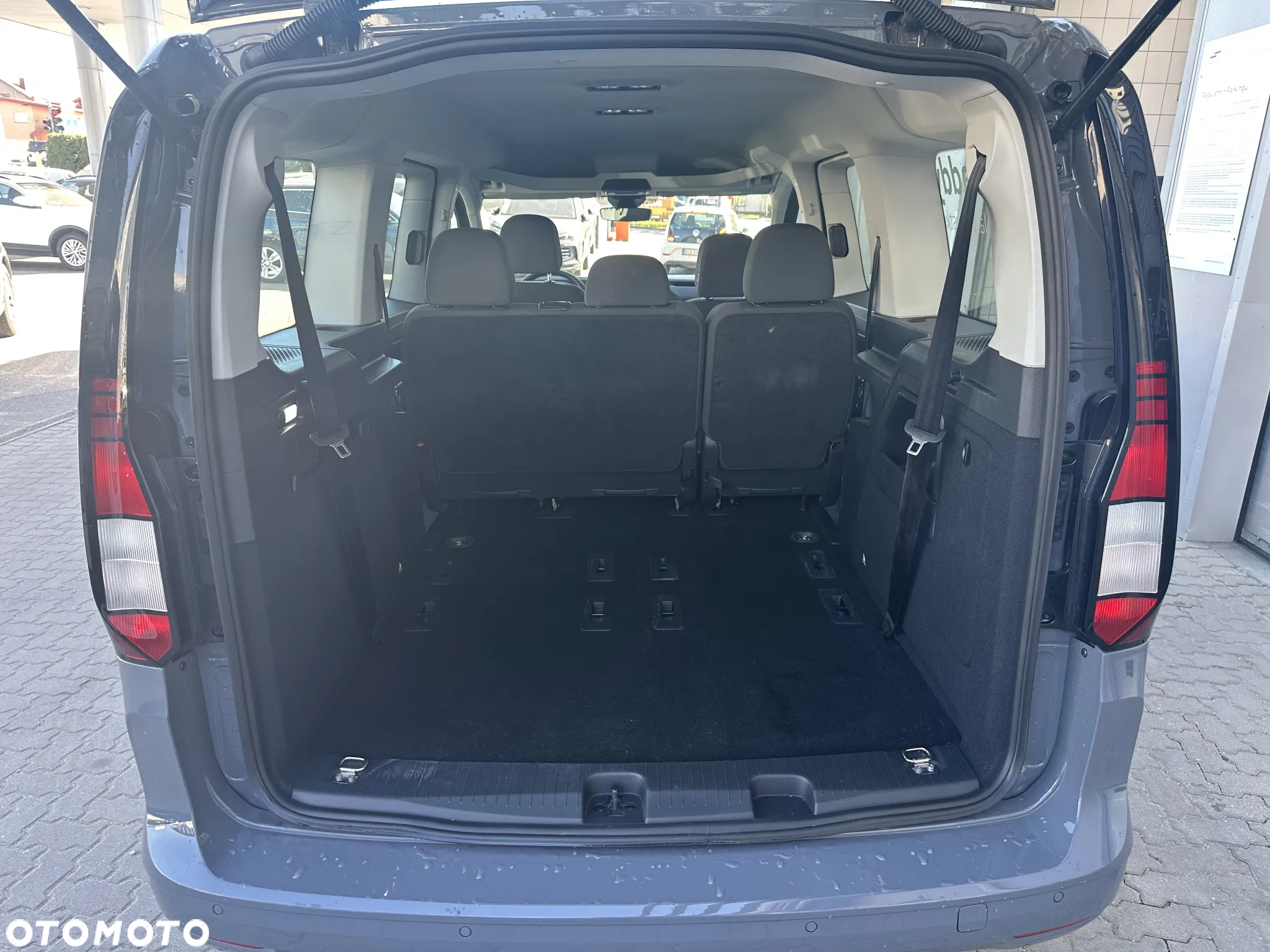 Volkswagen Caddy Maxi 2.0 TDI - 7