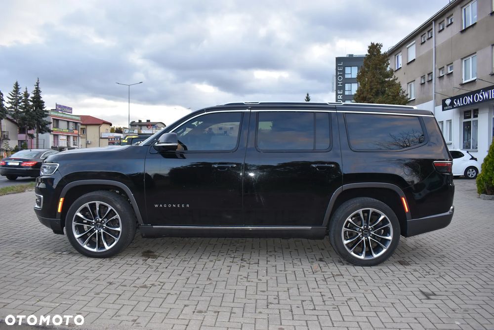 Jeep Wagoneer - 5