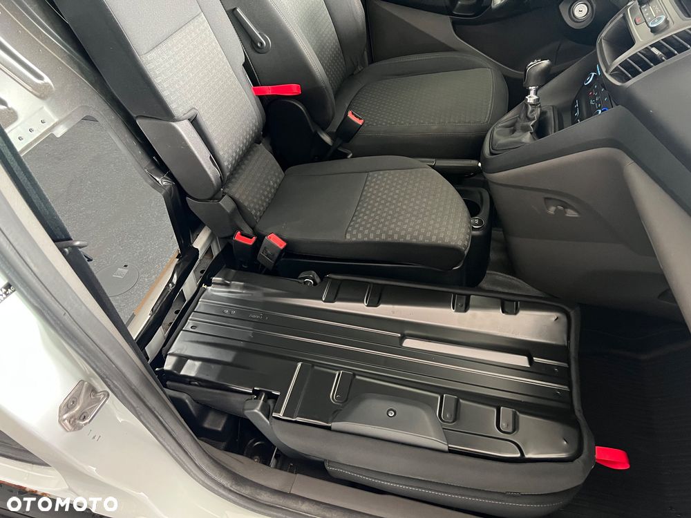 Ford Connect - 20