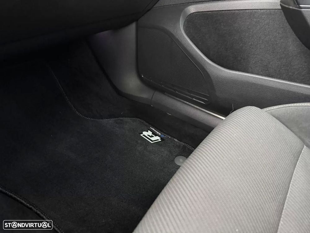 VW Golf 2.0 TSI R DSG - 17