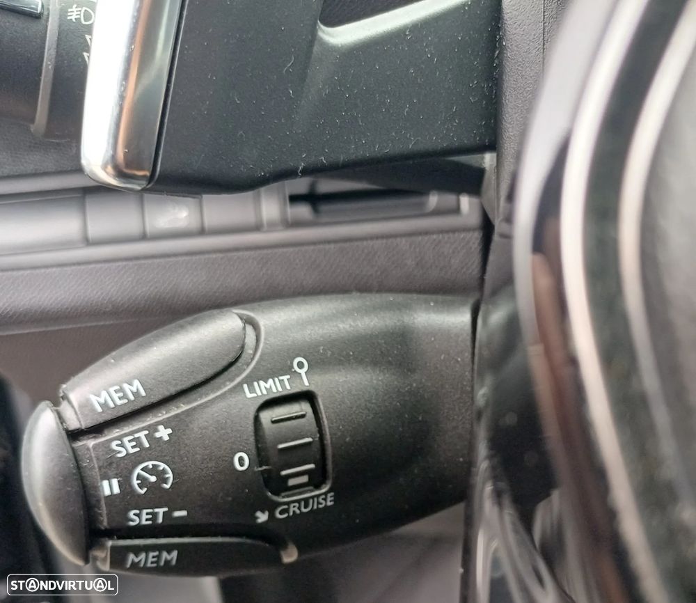 Peugeot 5008 BlueHDI 130 EAT8 Allure Pack - 35