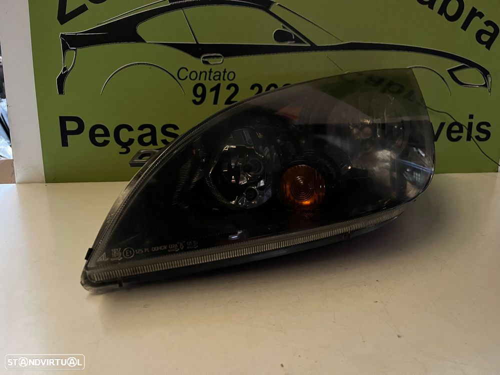 Mitsubishi Colt VI / FAROL ESQUERDO - FF804 - 2