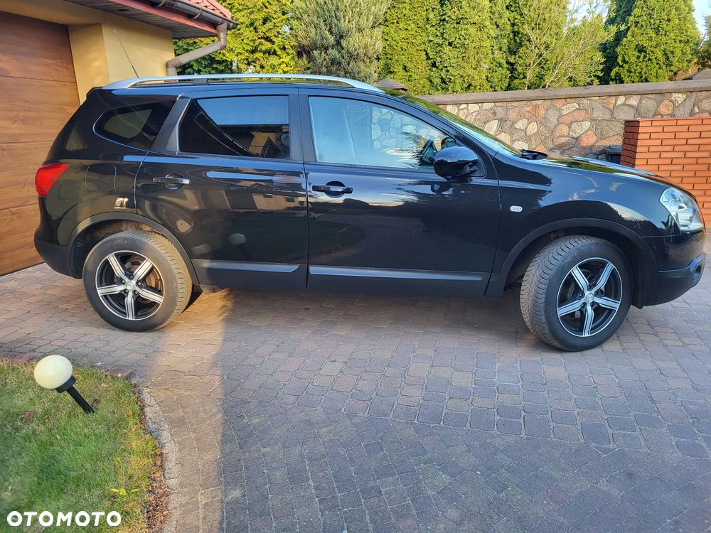 Nissan Qashqai+2 2.0 visia - 6
