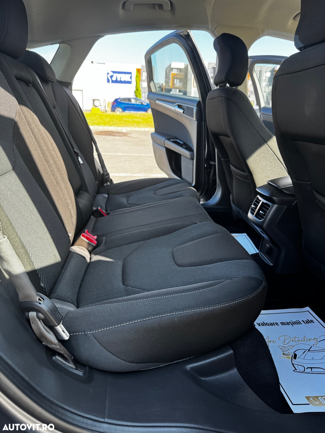 Ford Mondeo Vignale 2.0 TDCi Powershift - 9