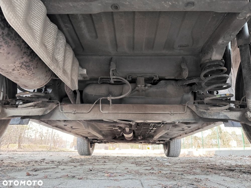 Dacia Duster 1.6 SCe Ambiance S&S - 31