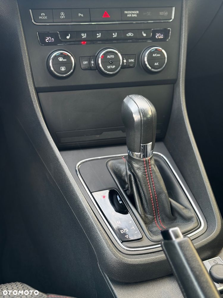 Seat Leon - 25