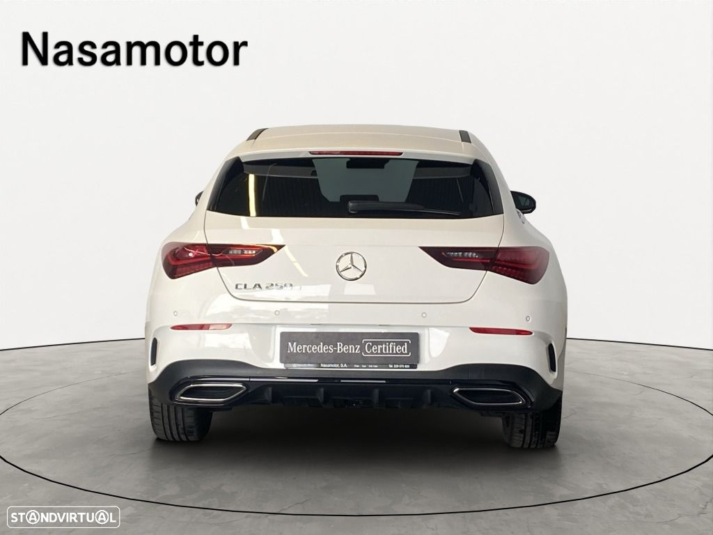 Mercedes-Benz CLA 250 e Shooting Brake AMG Line - 3