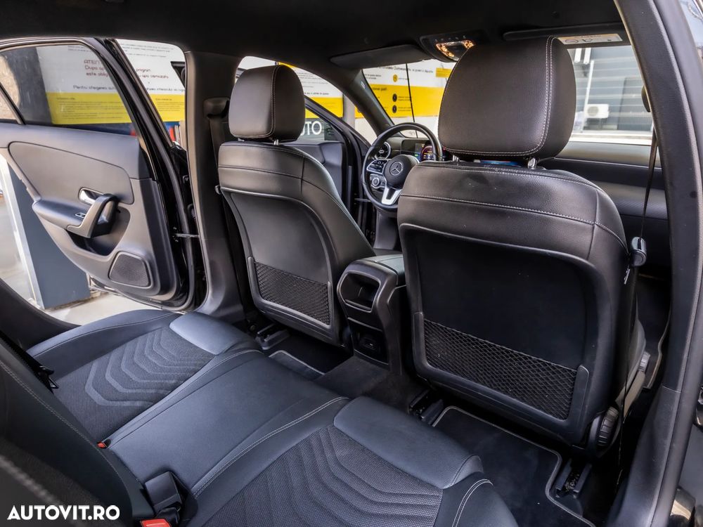 Mercedes-Benz A 250 e Sedan 8G-DCT - 13