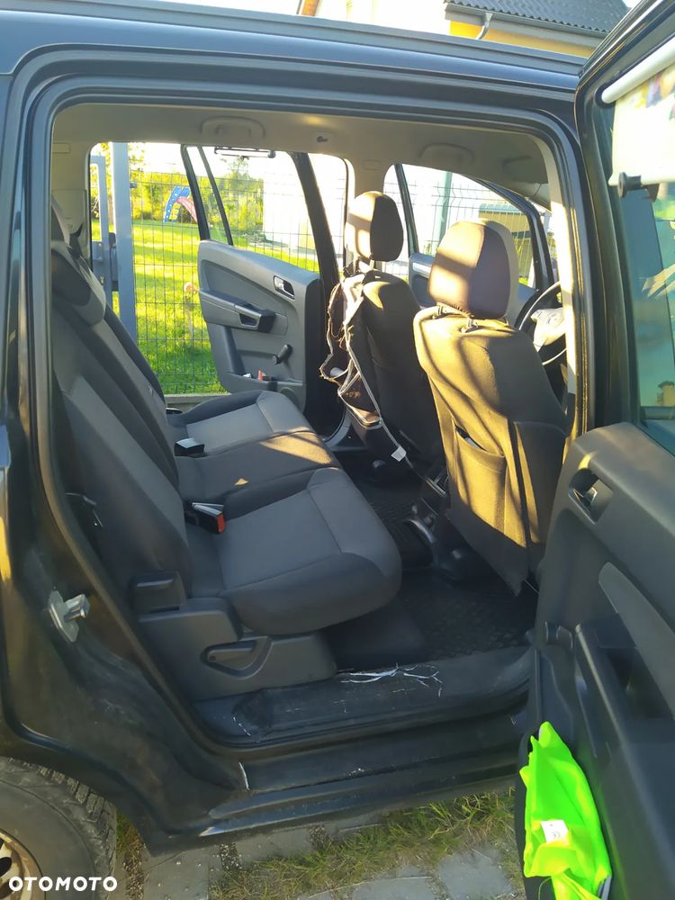 Opel Zafira 1.8 Enjoy - 8