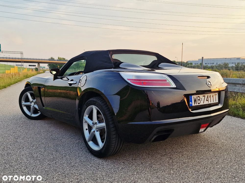 Opel GT 2.0 Turbo - 2